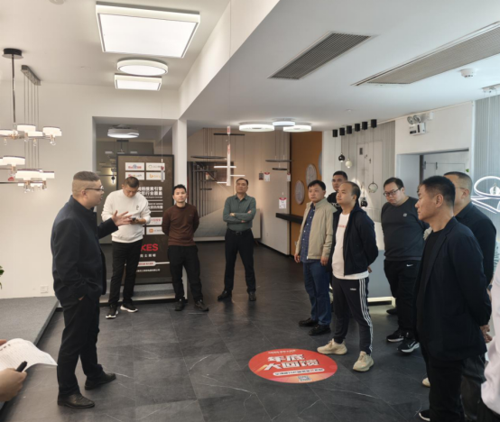 澳克士智能照明核心運(yùn)營商齊聚中山，共謀2024發(fā)展新篇章